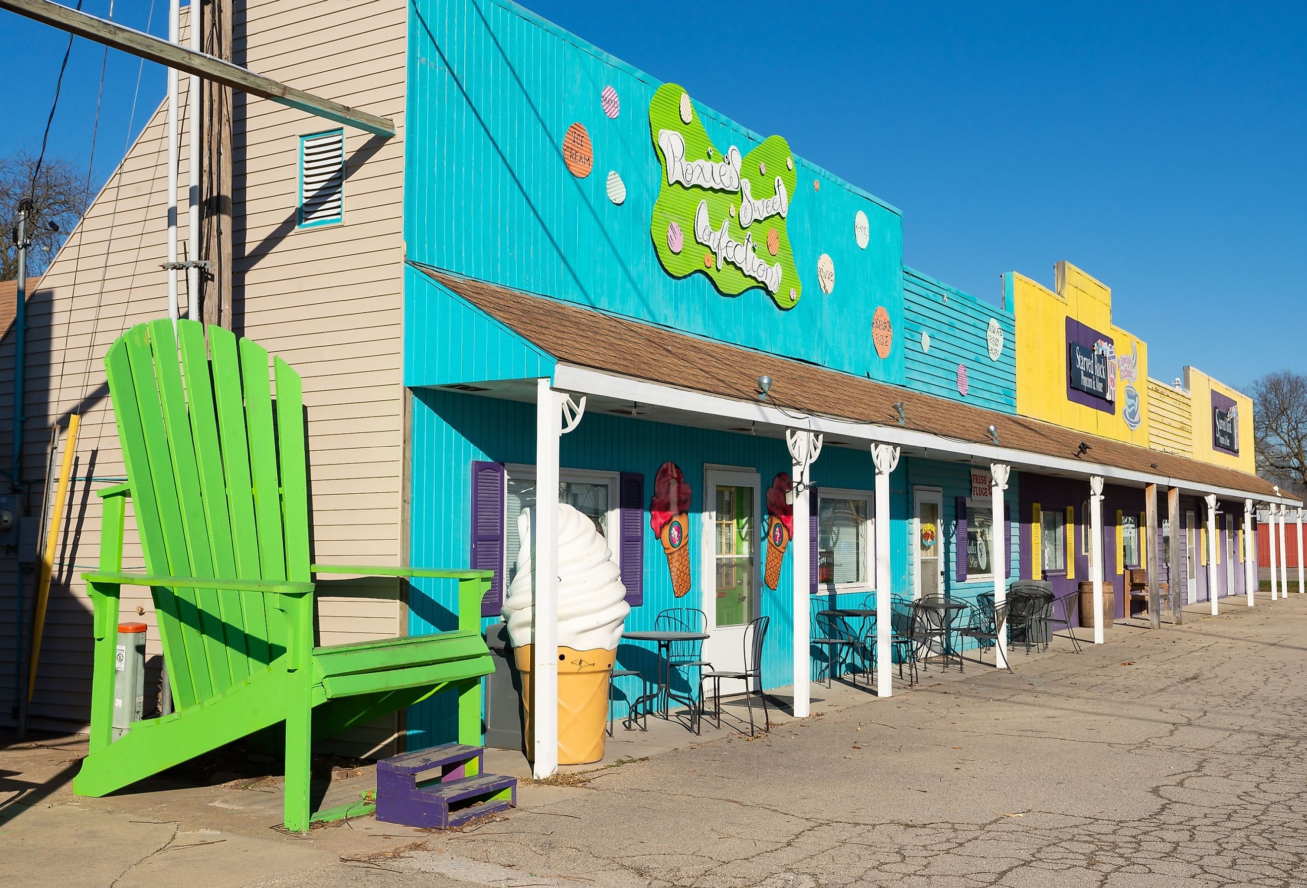 Colorful buildings and storefronts in North Utica, Illinois, USA. Image credit Eddie J. Rodriquez via Shutterstock.
