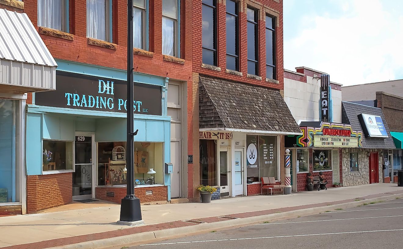 These Small Towns In Oklahoma Come Alive In The Fall Worldatlas