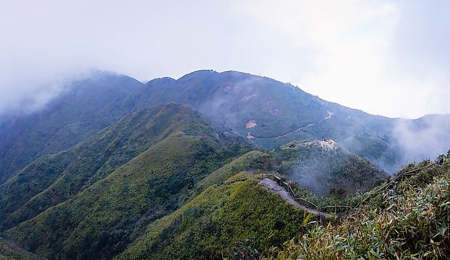 Misty climb to the top of Fansipan.