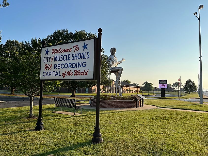 City of Muscle Shoals sign, known as the Hit Recording Capital of the World, in Muscle Shoals, Alabama, USA.