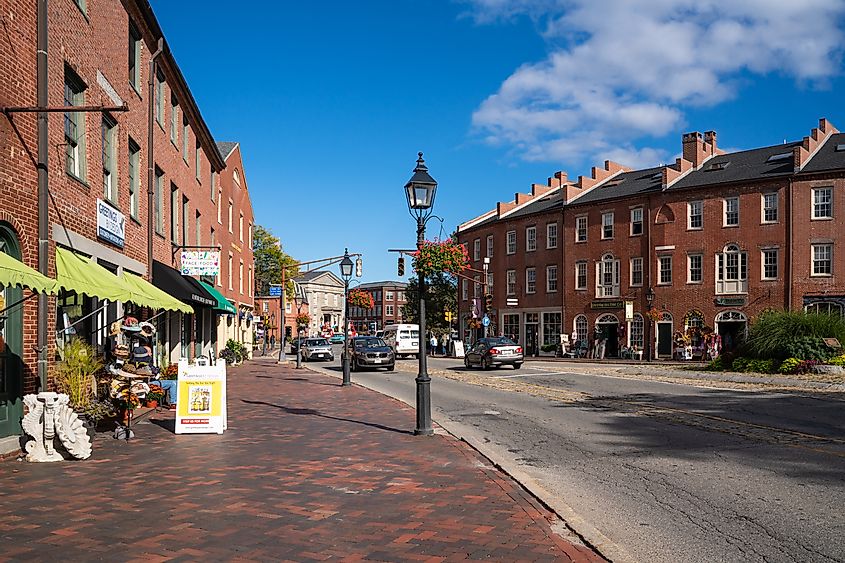 Street scene in the historic seaport city of Newburyport, Massachusetts, viewed from the tourist area of Market Square.