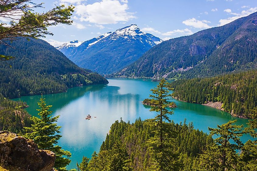 Amazing view of Diablo Lake in North Cascades National Park, Washington