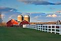 Barn on West Shore Road, South Hero, Vermont. Editorial credit: Robophoto1 / Shutterstock.com