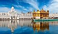 Sikh gurdwara Golden Temple (Harmandir Sahib). Amritsar, Punjab, India