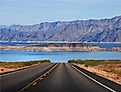 Lake Mead Scenic Drive- Image Credit SNEHIT PHOTO via Shutterstock