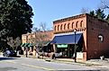 A row of typical late 19th to early 20th-century commercial buildings in Due West, South Carolina. By P. Hughes, CC BY-SA 4.0, https://commons.wikimedia.org/w/index.php?curid=115232575