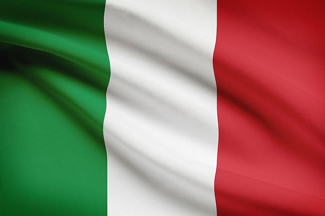 What Does The Italian Flag Look Like WorldAtlas Com   Shutterstock 152854481 