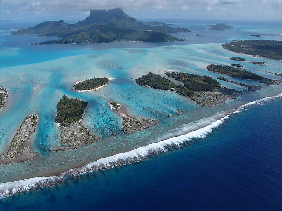 The Largest Atolls In The World - WorldAtlas.com