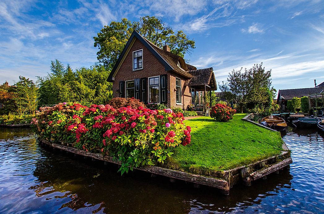  Giethoorn  the Village With No Roads WorldAtlas com