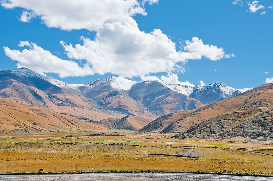 Where Is The Largest Plateau In The World WorldAtlas Com   Shutterstock 101972269 