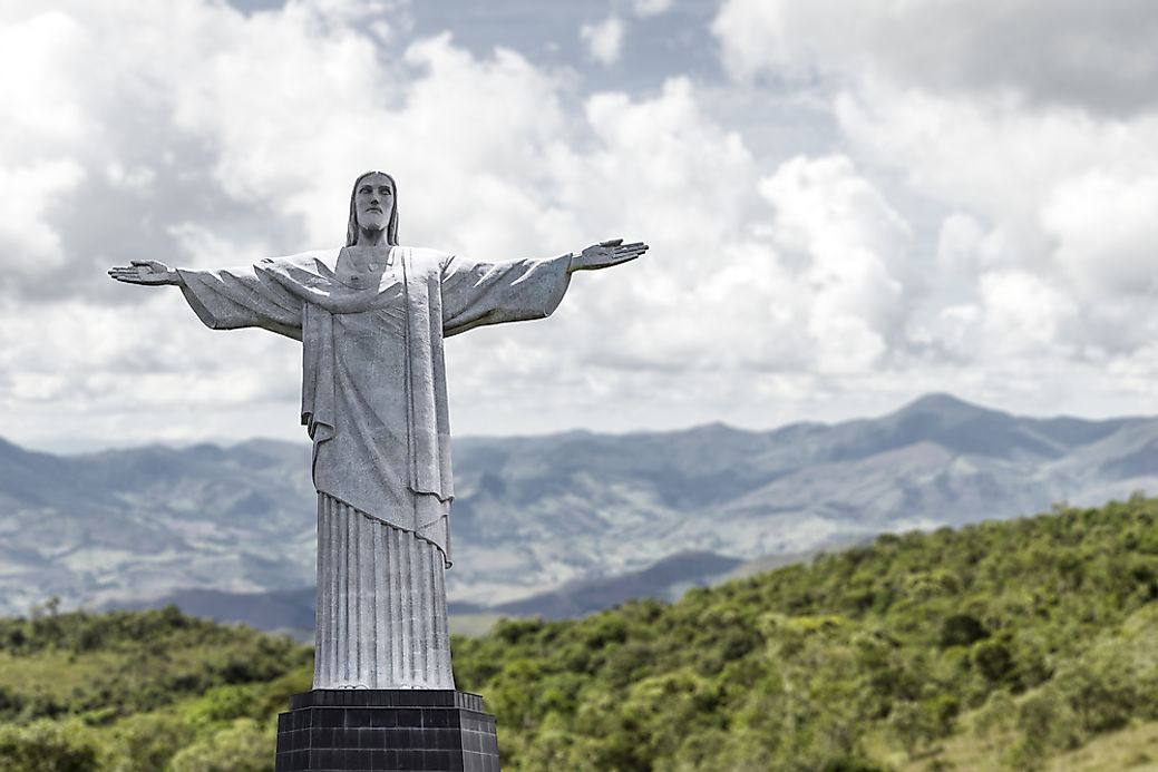 The Christ the Redeemer Statue - Rio de Janeiro, Brazil - WorldAtlas.com