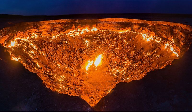 The Darvaza Gas Crater The Door To Hell Worldatlas Com