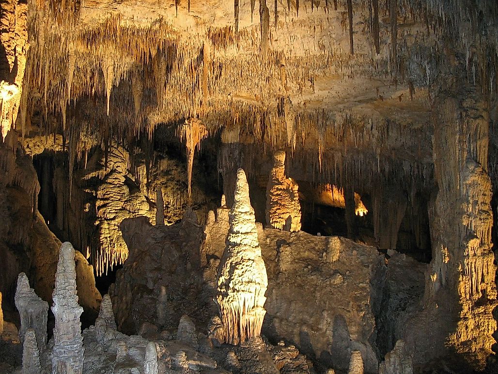 The Different Types Of Stalagmite Formations - WorldAtlas.com