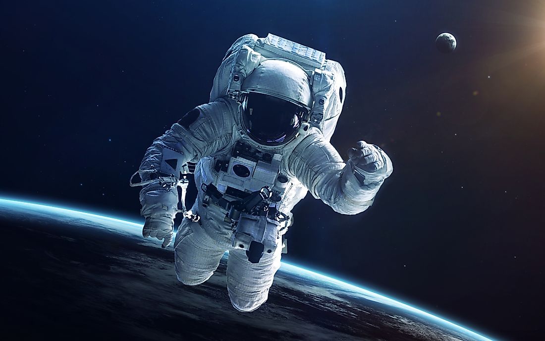 what-is-the-difference-between-an-astronaut-and-a-cosmonaut