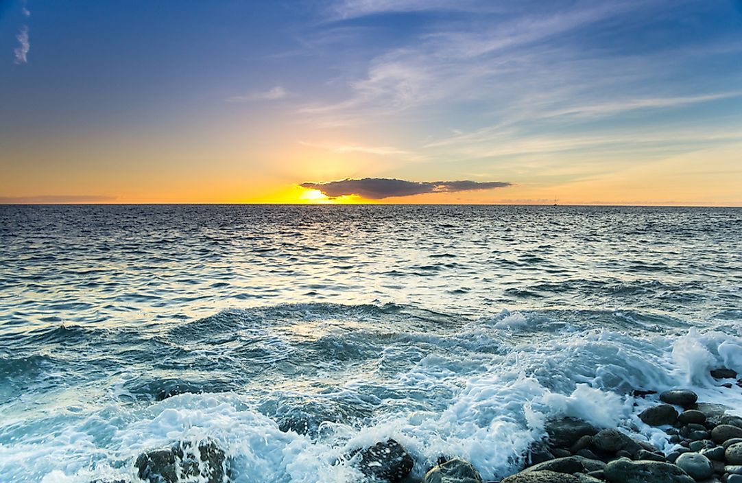 What Is The Closest Ocean In France