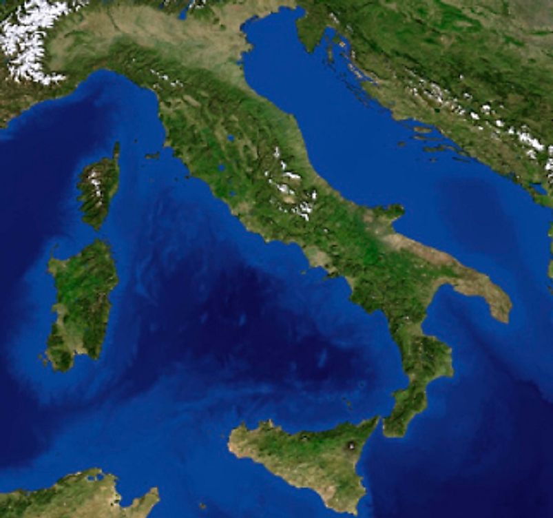 What Is Unique About The Italian Peninsula WorldAtlas Com   Italian Peninsula 