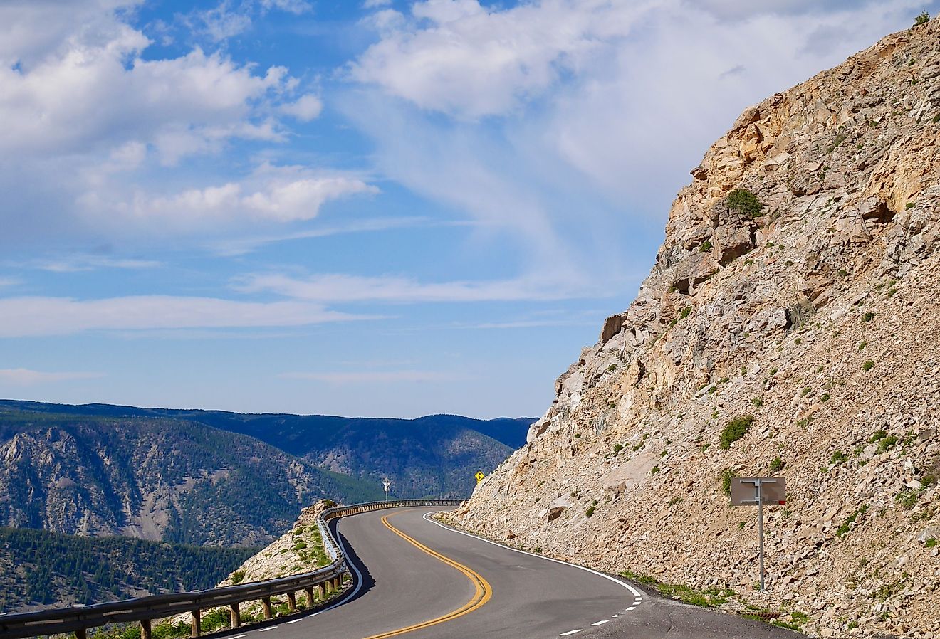 9 Most Scenic Road Trips To Take In Montana - WorldAtlas