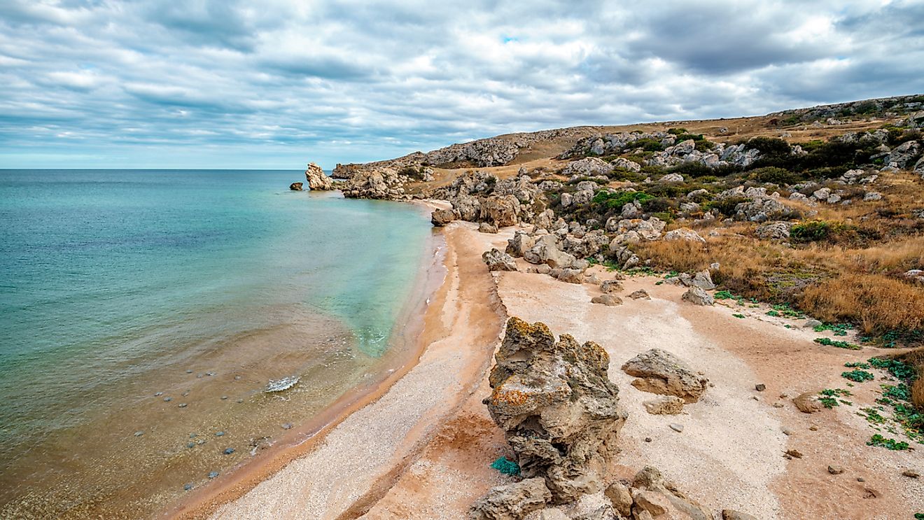 Sea Of Azov WorldAtlas   Sea Of Azov Crimean Ukraine Ewilding 