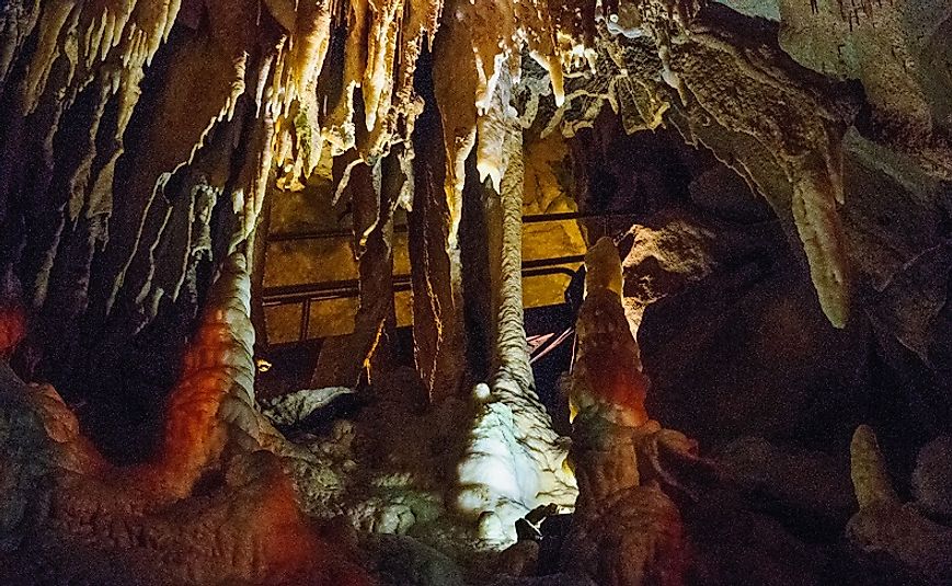 has the longest cave system in the world