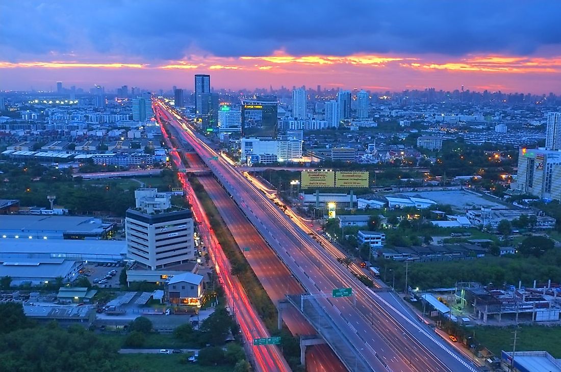 Long many. Банг на мост. Банг. Bang na Expressway.