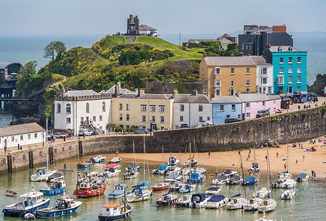 Carmarthen Bay - WorldAtlas