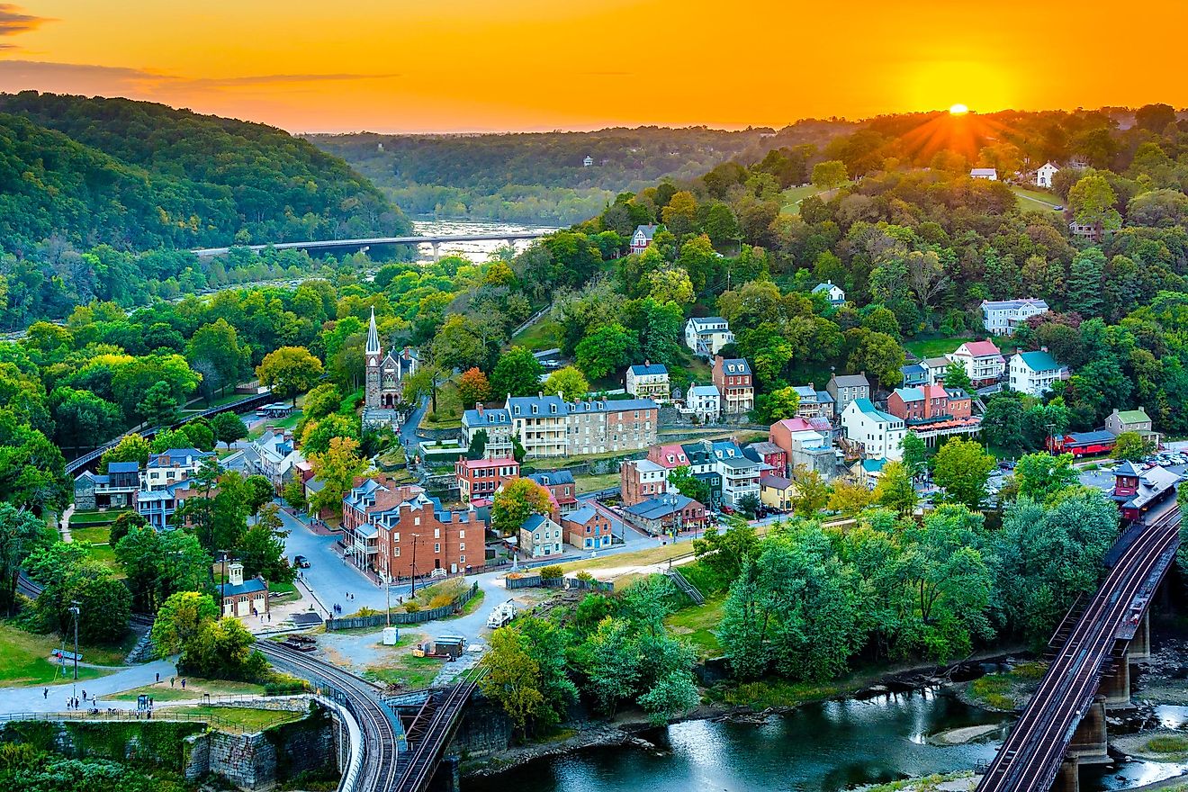 7 Adorable Small Towns In West Virginia