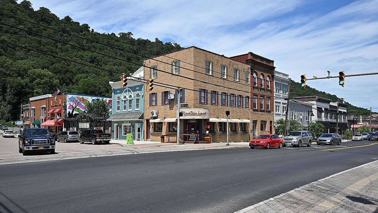 7 Most Scenic Small Towns In West Virginia Worldatlas