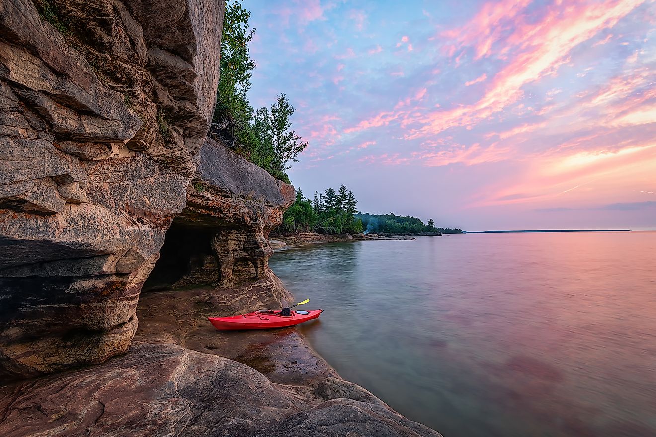  Lake Superior, Wisconsin, Lake Essentials, Shape