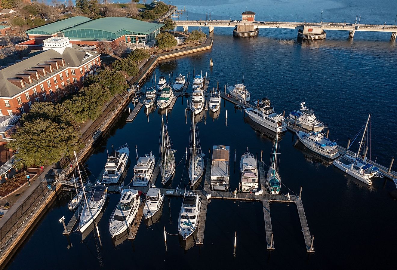 Cape George Marina & Club House wind and weather statistics