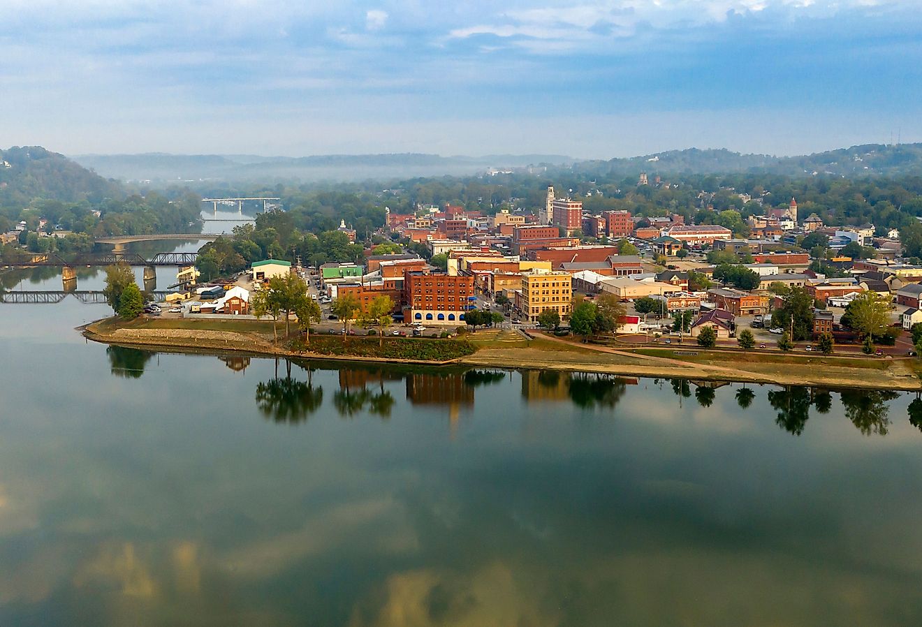 These Small Towns in Ohio Have the Best Historic Districts - WorldAtlas