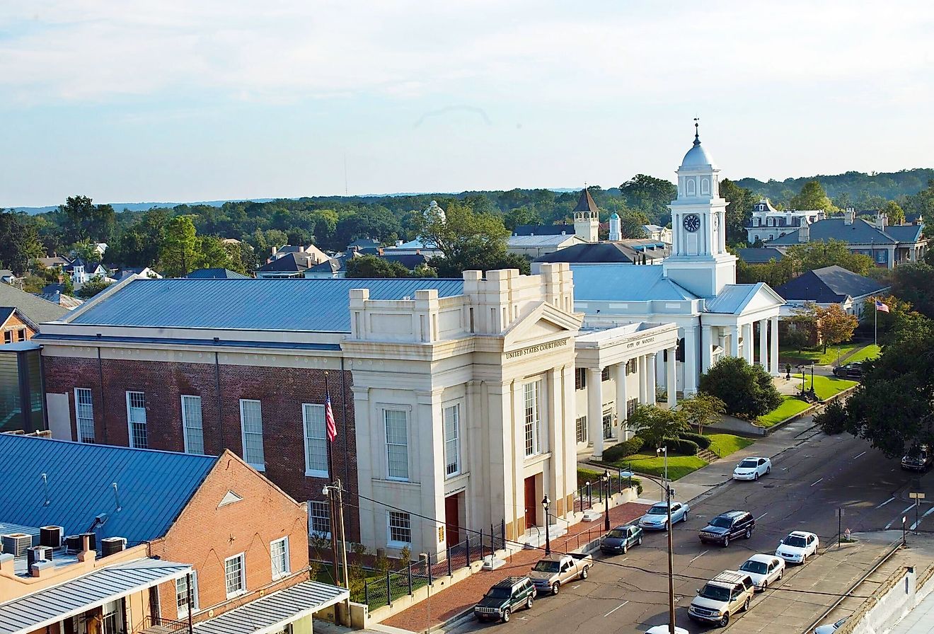 7 Best Small Towns in Mississippi For A Weekend Escape - WorldAtlas