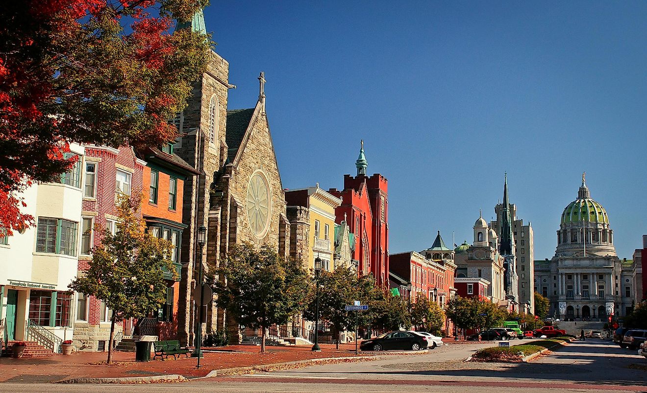 Long street of historical part of Harrisburg in Pennsylvania, US