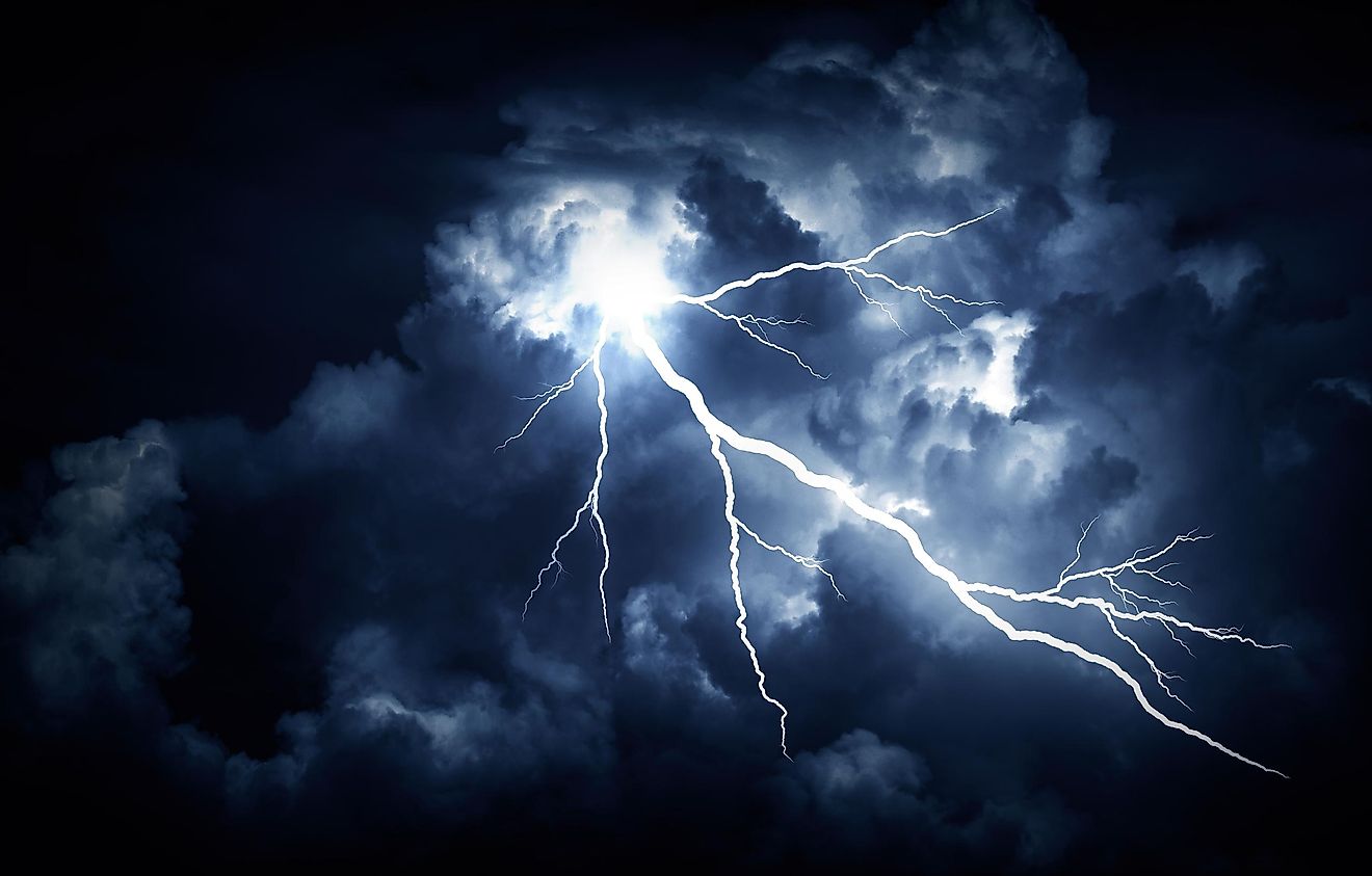 Facts About Lightning Strikes - WorldAtlas