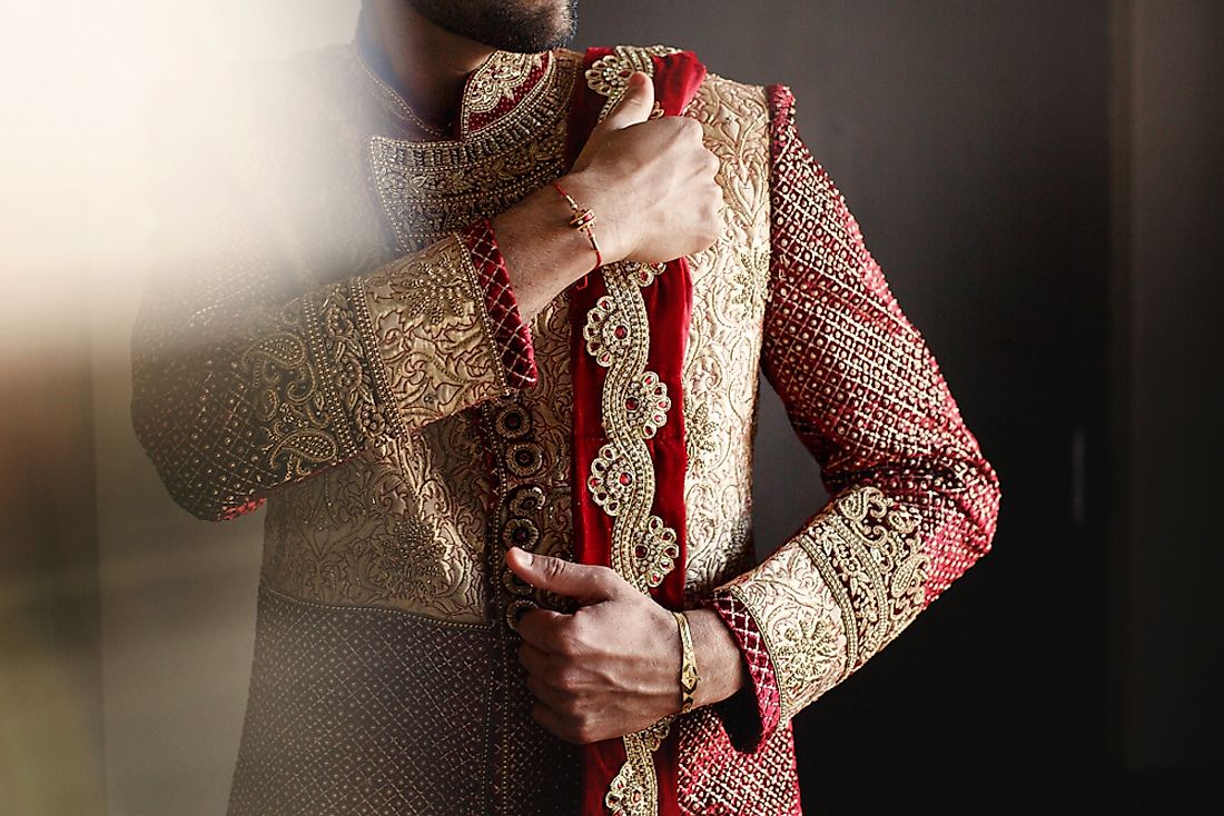 Gujarati Patola Sarees: Significance And Process Of Creating Patola Weaves  | VOGUE India | Vogue India