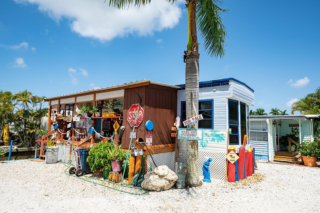 Photo of a tiny seafood market in Matlacha, Florida, via Felix Mizioznikov / Shutterstock.com