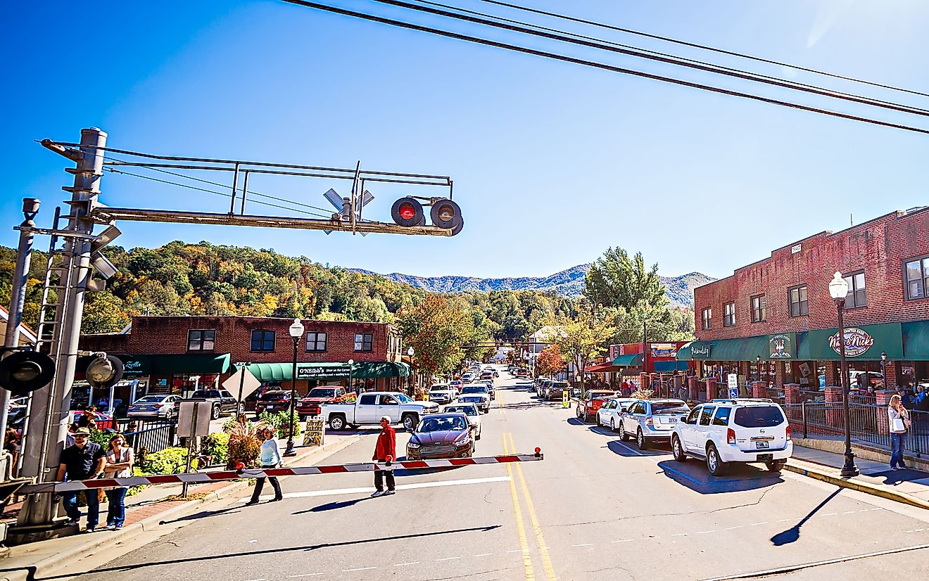 Great Smoky Mountains in the background of the Main Street in Bryson City, North Carolina, via digidreamgrafix / Shutterstock.com