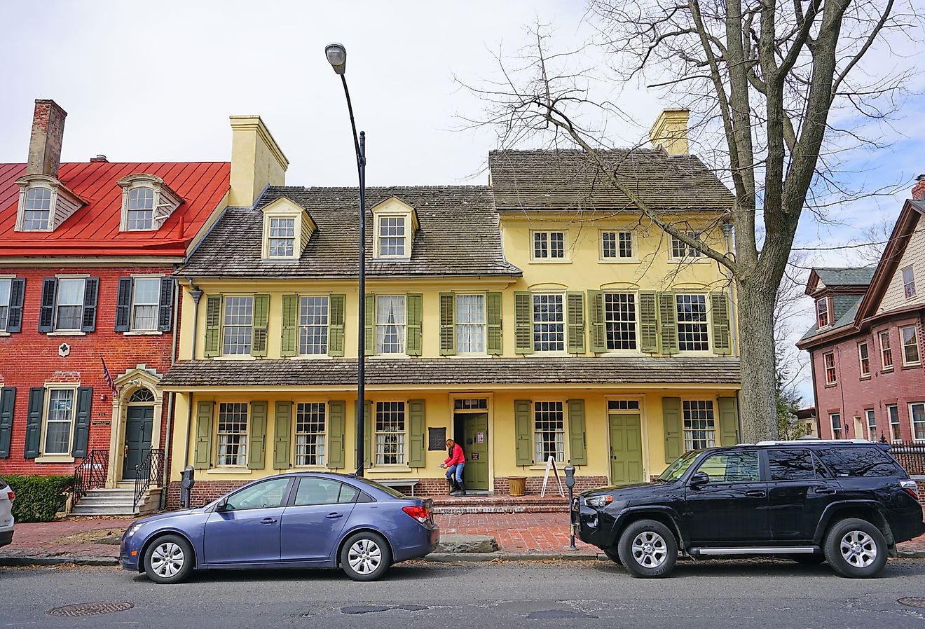  The Indian King Tavern in Haddonfield, now a museum, was the site of the 1777 meeting of the New Jersey State Assembly. Image credit  EQRoy via Shutterstock.