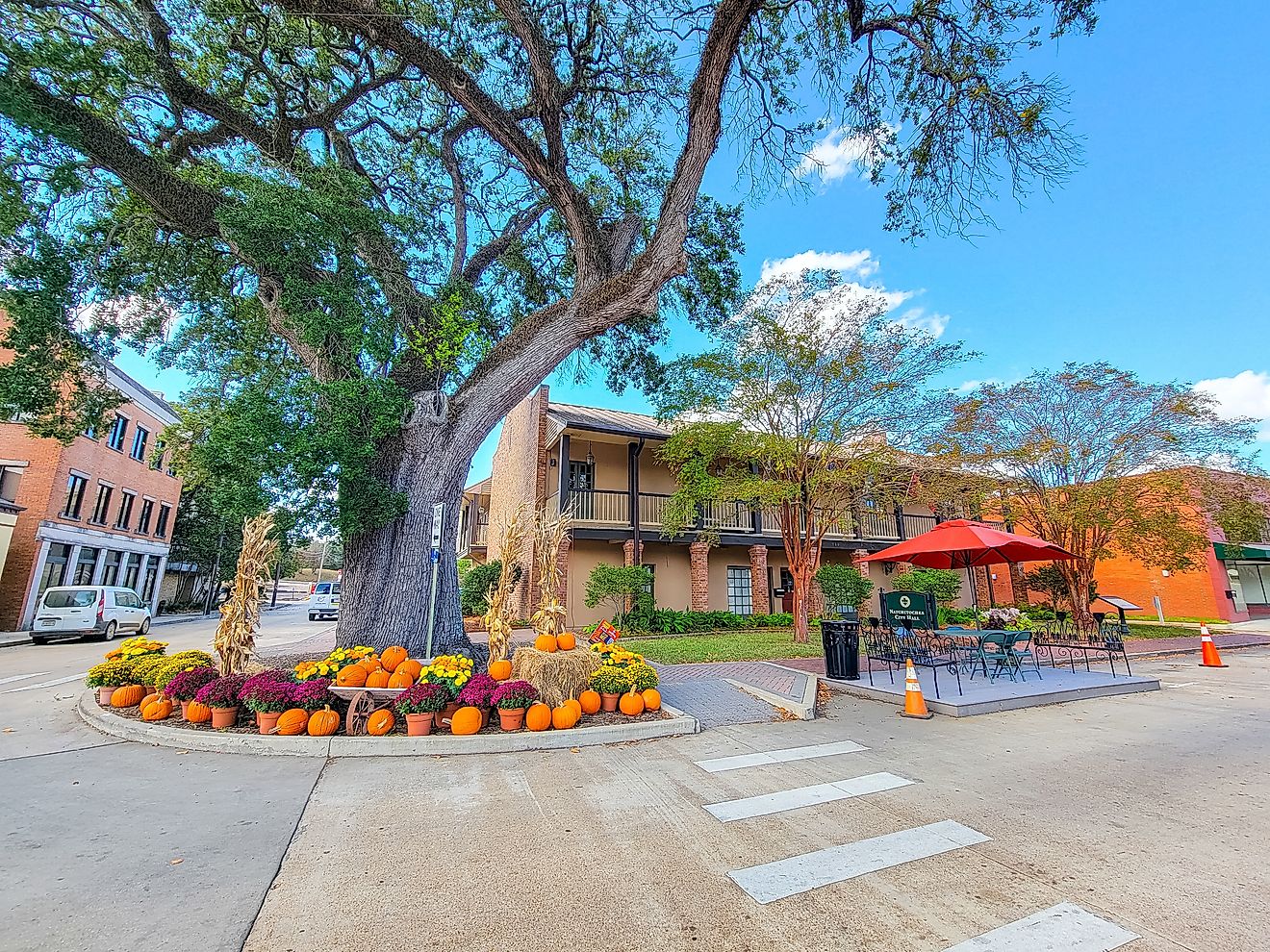 Historic downtown of Natchitoches, Louisiana. Editorial credit: VioletSkyAdventures / Shutterstock.com.