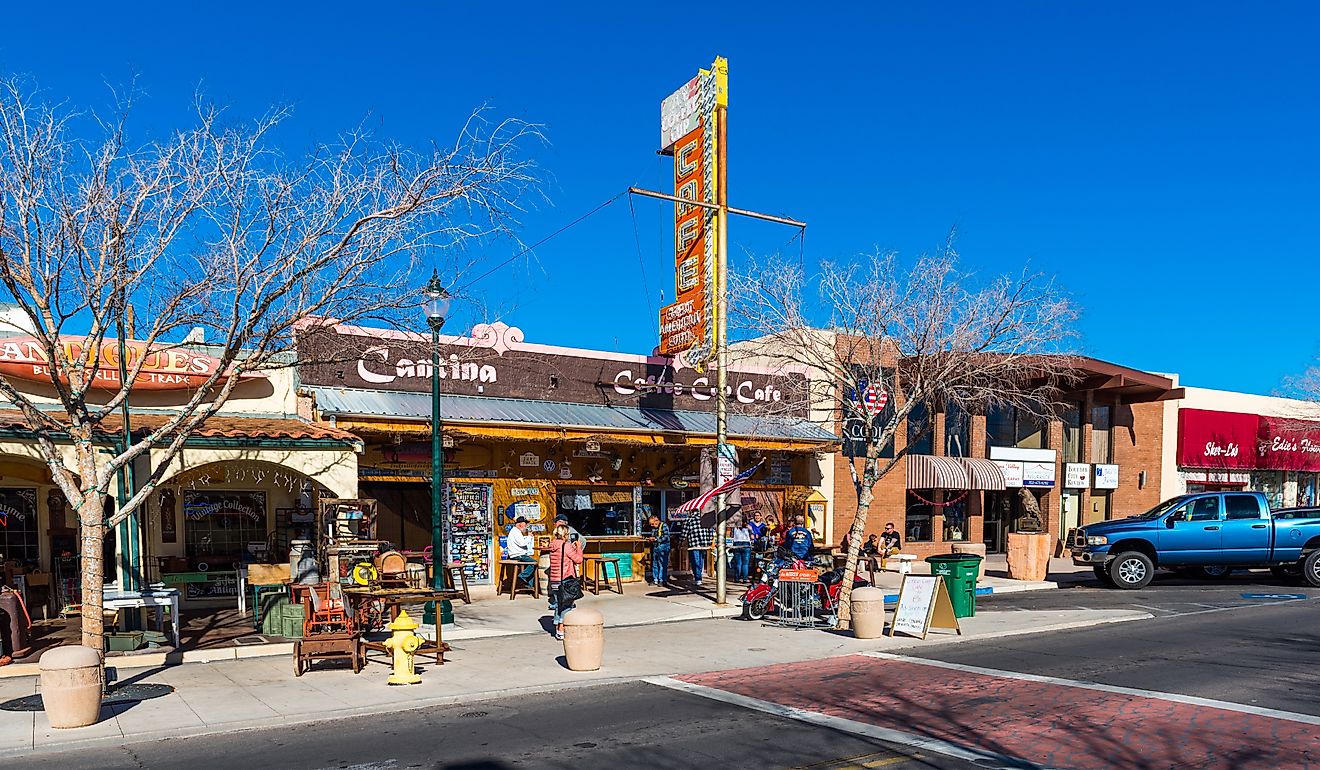 City center in Boulder City, Nevada. Image credit gg-foto via Shutterstock