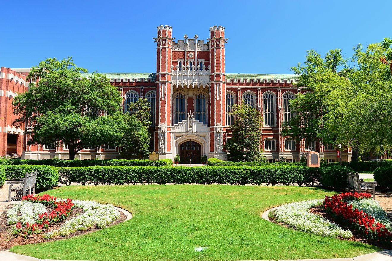 Bizzell Memorial Library on the campus of the University of Oklahoma in Norman. (Editorial credit: James Kirkikis / Shutterstock.com)