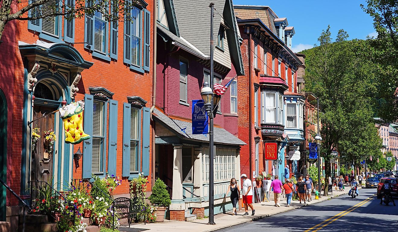 View of the historic town of Jim Thorpe (formerly Mauch Chunk) in the Lehigh Valley in Carbon County, Pennsylvania, United States. Editorial credit: EQRoy / Shutterstock.com