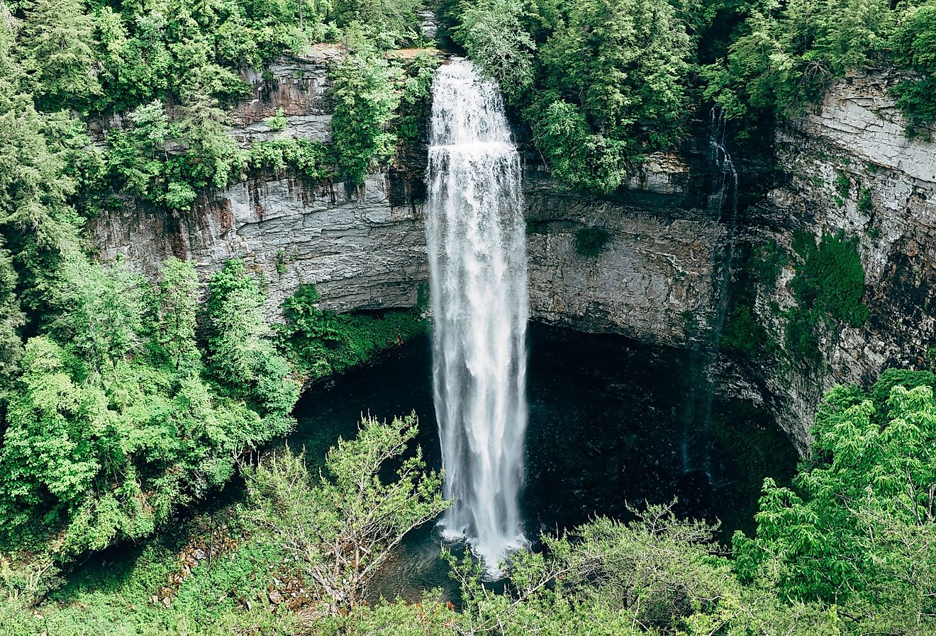 The beautiful Fall Creek Falls waterfall in Fall Creek Falls State Park, Tennessee.