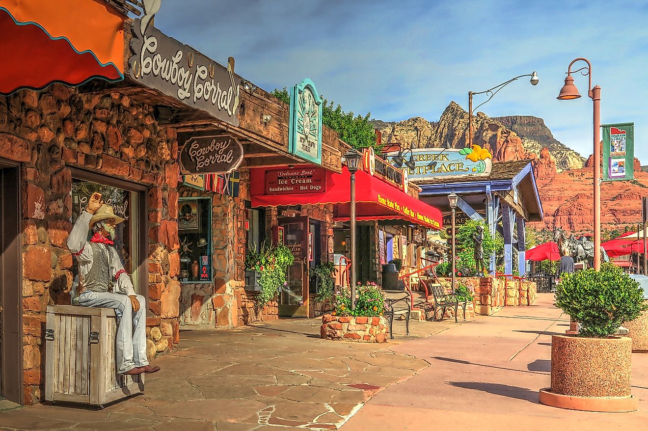 Downtown tourist marketplace in Sedona, Arizona. Editorial credit: Lynne Neuman / Shutterstock.com.