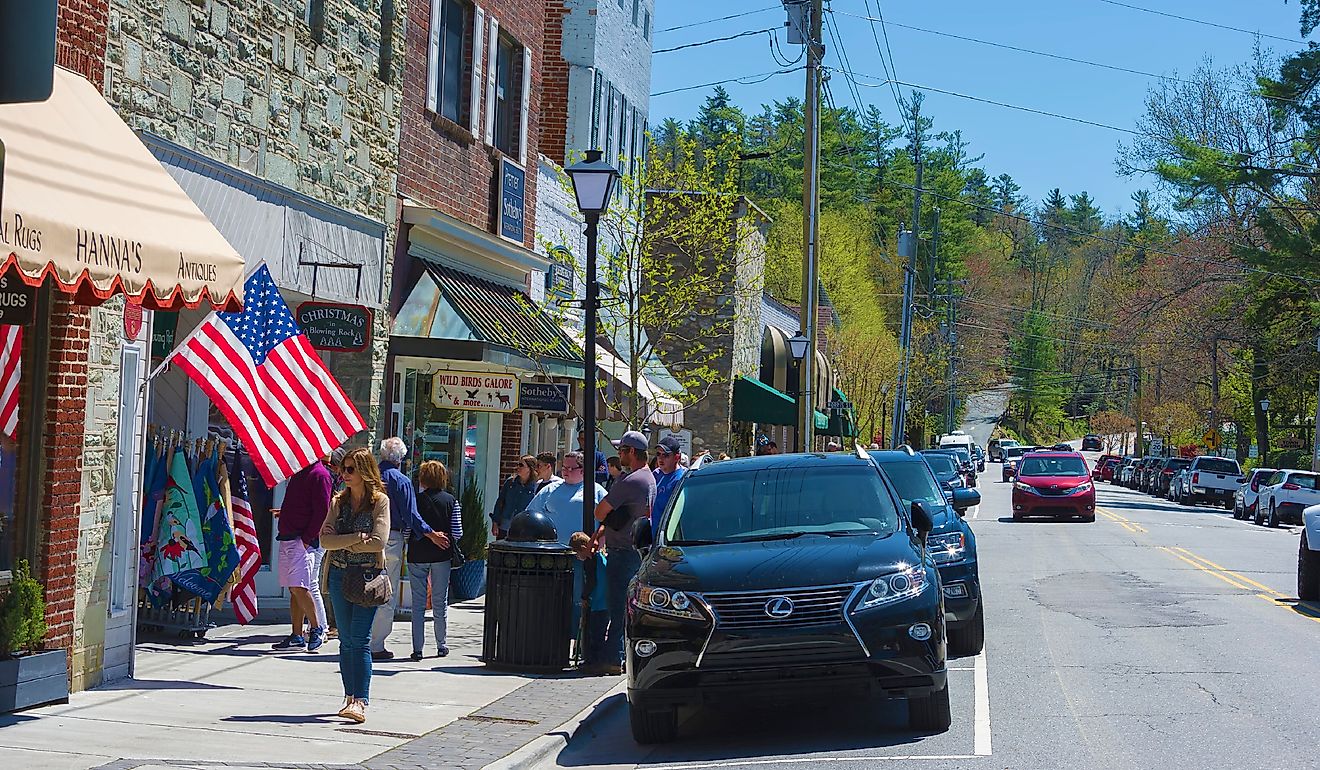 Downtown Blowing Rock sites, a popular tourist destination. Editorial credit: Dee Browning / Shutterstock.com