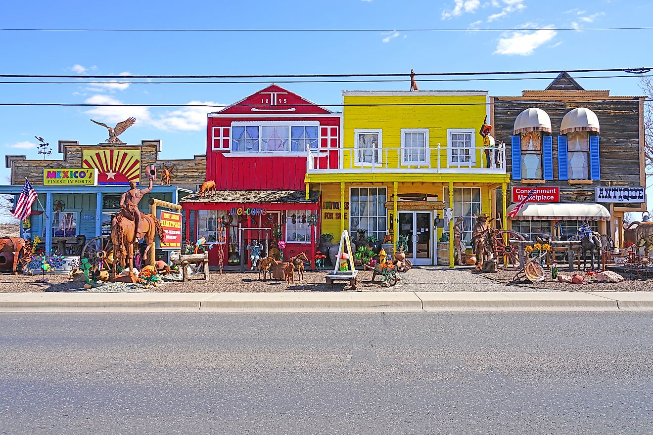 Colorful storefronts in Cottonwood, Arizona. Editorial credit: EQRoy / Shutterstock.com.