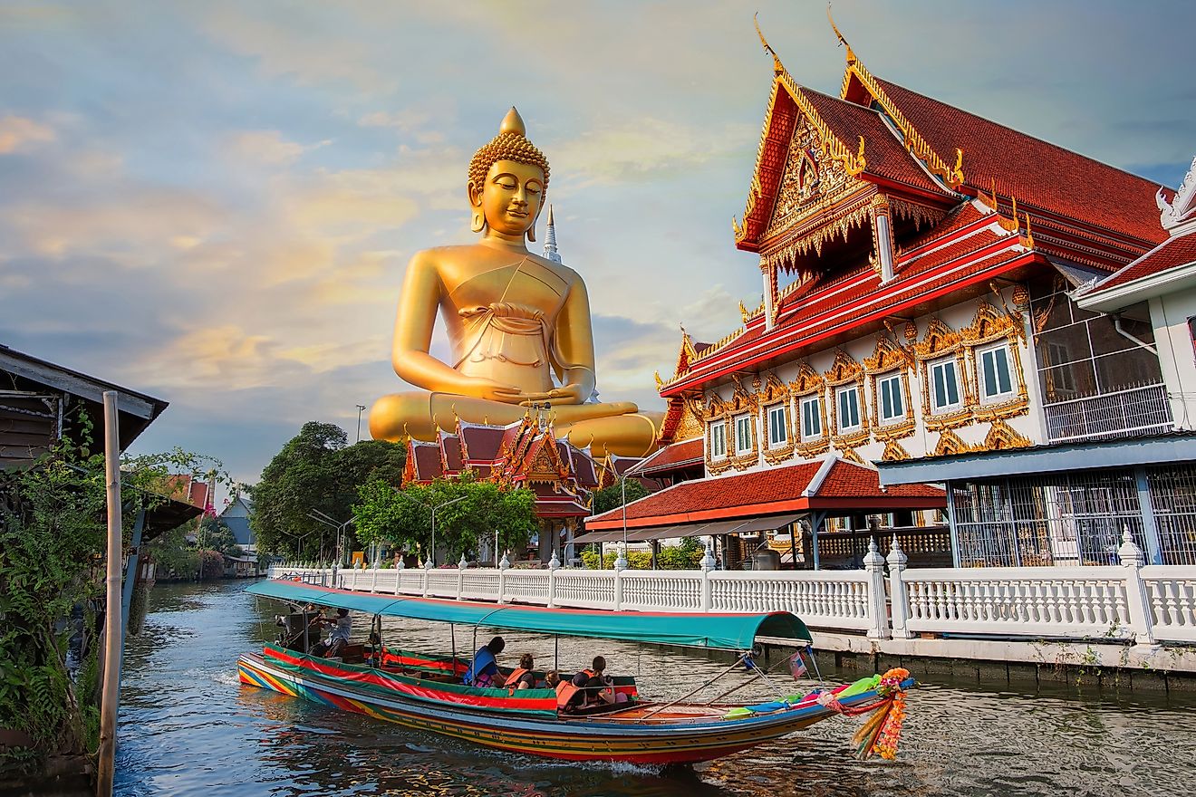 Wat Paknam Phasi Charoen (temple) in Bangkok, Thailand.