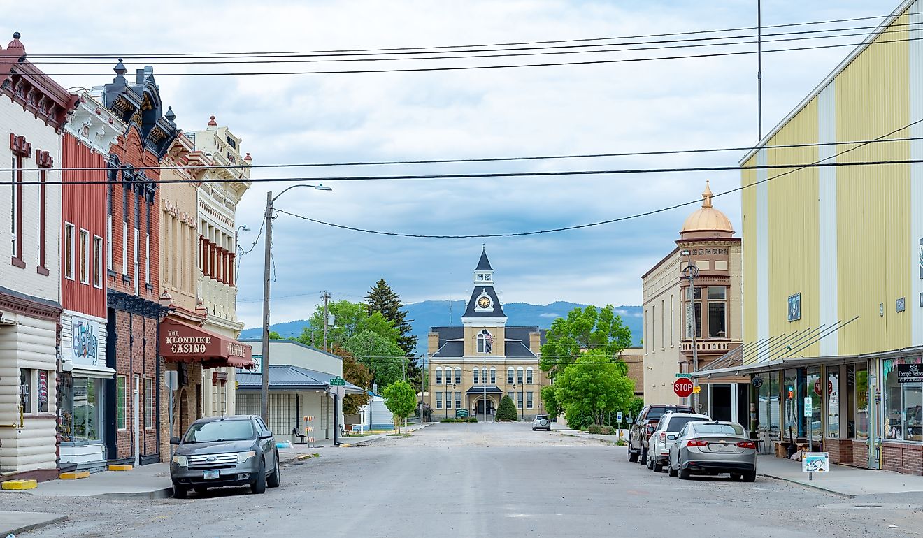 Downtown Dillon with storefronts and a courthouse. Editorial credit: Charles Knowles / Shutterstock.com