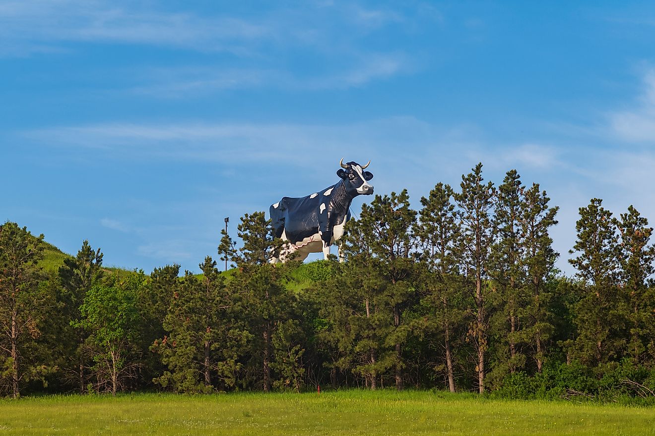 Salem Sue in New Salem, North Dakota. Editorial credit: JWCohen / Shutterstock.com