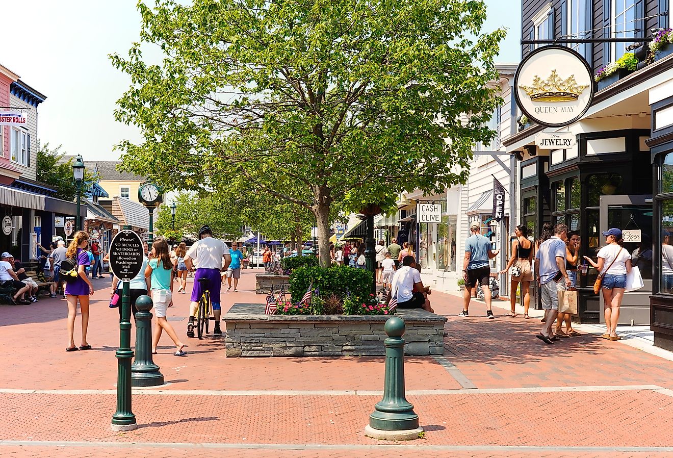 The New Jersey shore resort community of Cape May is home to the colorful Washington Street Mall lined with shops and restaurants. Image credit George Wirt via Shutterstock