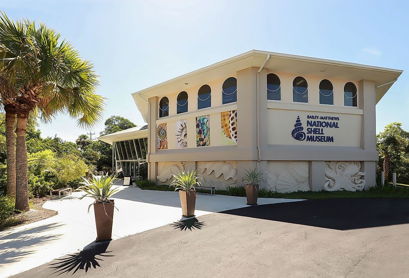  Bailey-Matthews National Shell Museum a family friendly museum. The museum's exhibits include shells and living creatures from all over the world. Image credit Jillian Cain Photography via Shutterstock.